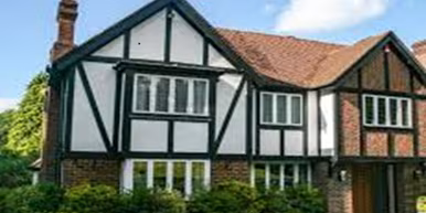 Exterior house painting in Bristol on a residential property